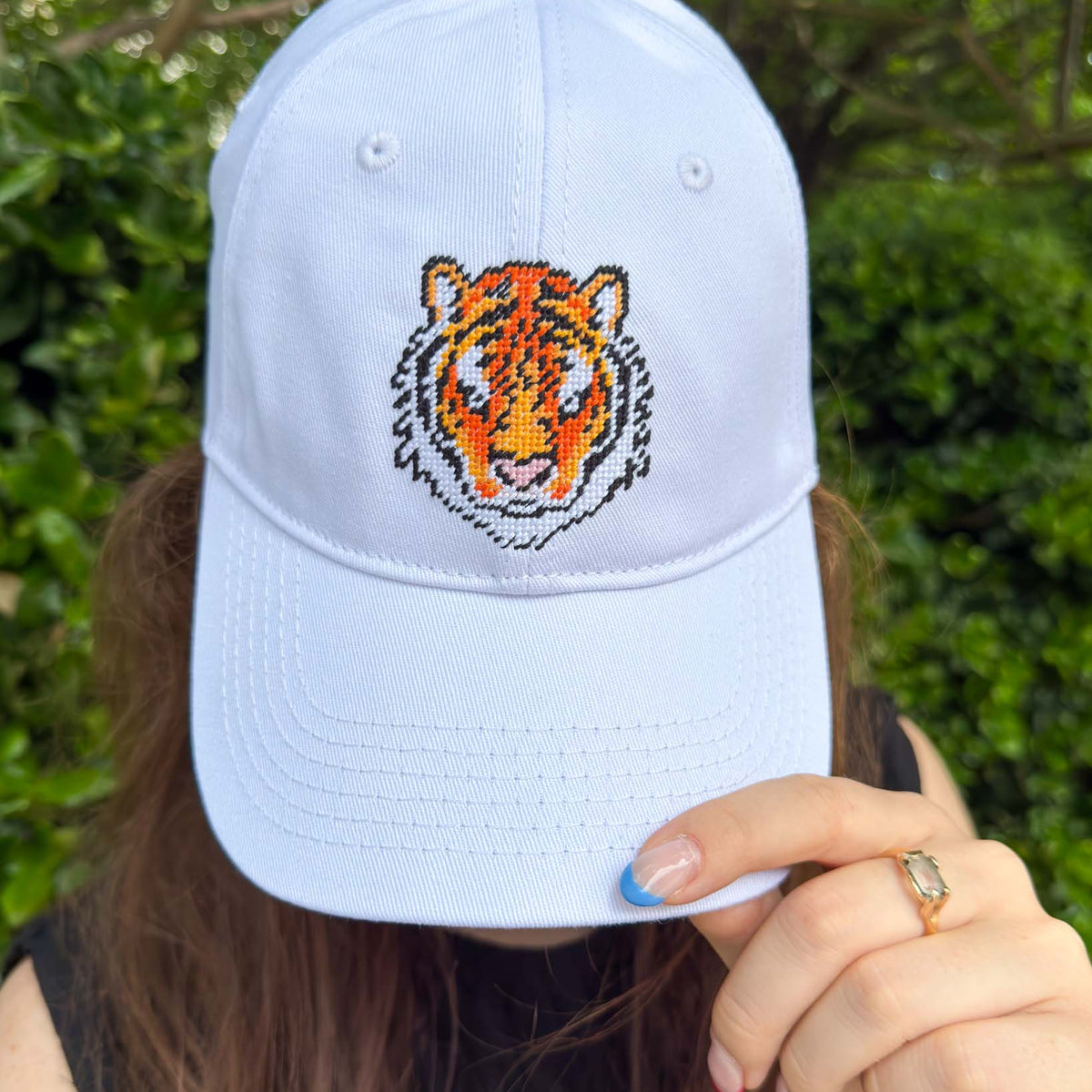 Tru Fit the animal hat - tiger The kind of hat that ends up at your friends house smelling  main image 4