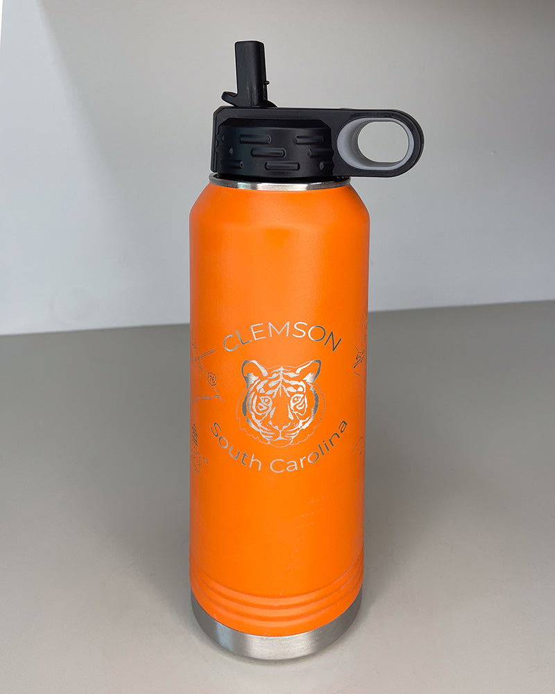 Free Vector  A brown thermos bottle with tiger pattern